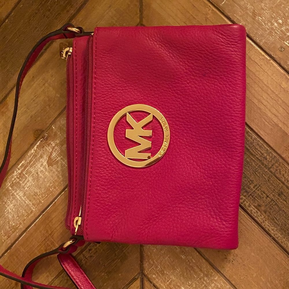 Micheal Kors Crossbody